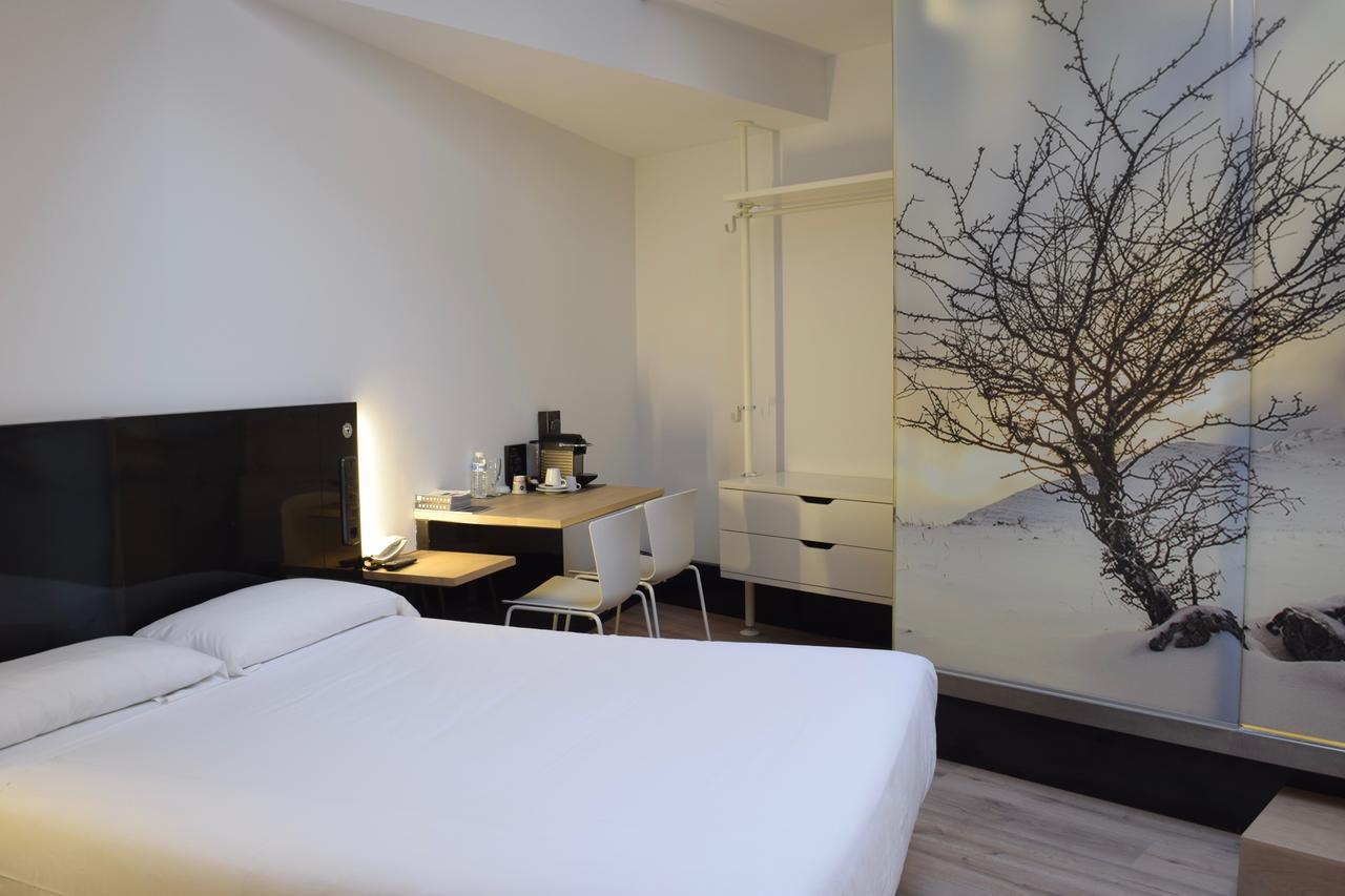Zerupe Hotel サラウツ エクステリア 写真